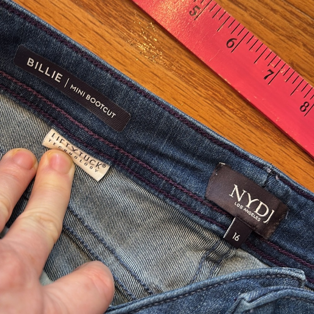 NYDJ Women's Blue Jeans stretch bootcut size 16 - Picture 6 of 13